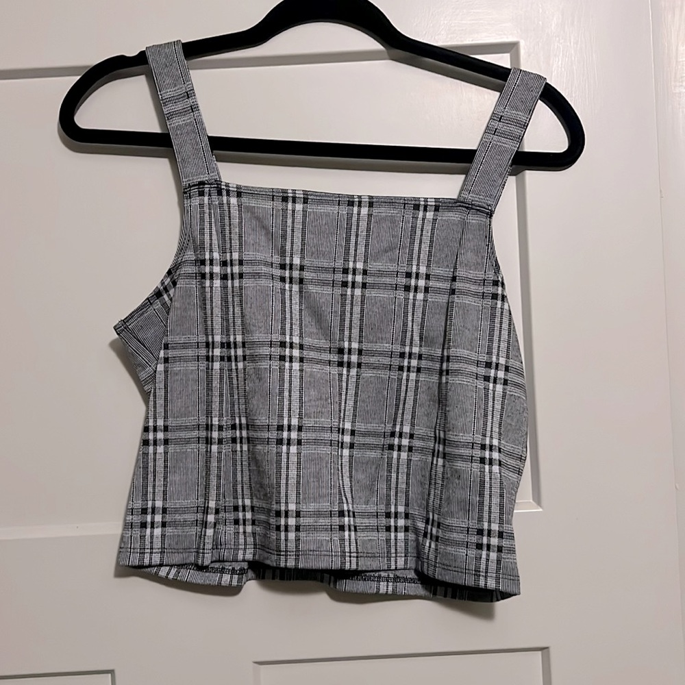 Black and white checkered tank top🖤🤍